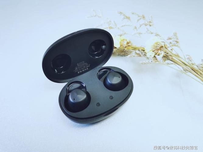 音质一流,这款充满科技感的jeet真无线蓝牙耳机超乎意外